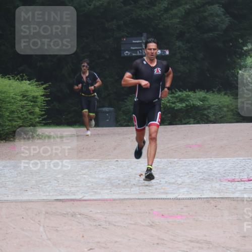 13.09.2026 - Stadtparktriathlon Emre Sener http://msf.ph/oto/10262333 13.09.2026 09:52:47 Laufen 21, 82, 98, 107, 134 meine-sportfotos.de