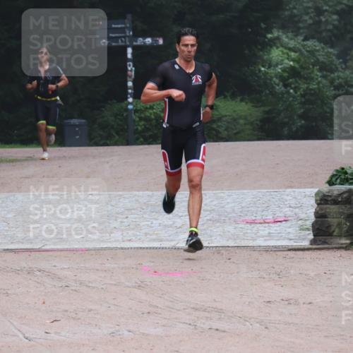 13.09.2026 - Stadtparktriathlon Emre Sener http://msf.ph/oto/10262336 13.09.2026 09:52:48 Laufen 21, 82, 98, 107, 134 meine-sportfotos.de