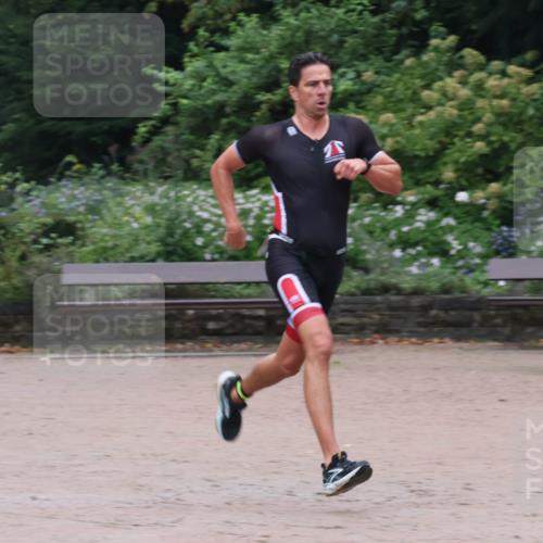 13.09.2026 - Stadtparktriathlon Emre Sener http://msf.ph/oto/10262340 13.09.2026 09:52:51 Laufen 21, 82, 98, 107, 134 meine-sportfotos.de