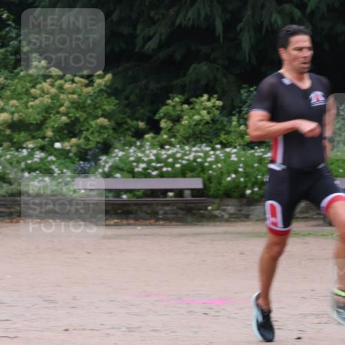 13.09.2026 - Stadtparktriathlon Emre Sener http://msf.ph/oto/10262341 13.09.2026 09:52:52 Laufen 21, 82, 86, 98, 107 meine-sportfotos.de