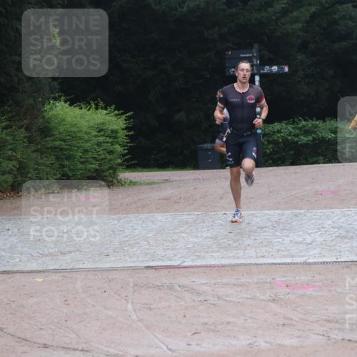 13.09.2026 - Stadtparktriathlon Emre Sener http://msf.ph/oto/10262403 13.09.2026 09:54:44 Laufen 139, 145 meine-sportfotos.de
