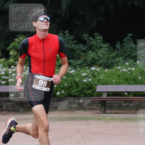 13.09.2026 - Stadtparktriathlon Emre Sener http://msf.ph/oto/10262428 13.09.2026 09:57:00 Laufen 5, 99, 77, 99, 143 meine-sportfotos.de