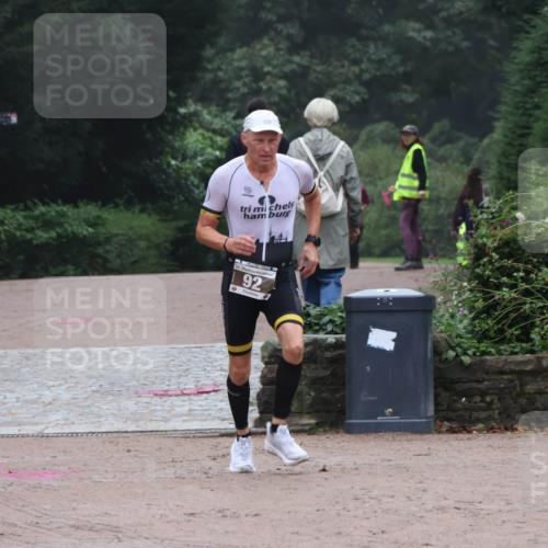 13.09.2026 - Stadtparktriathlon Emre Sener http://msf.ph/oto/10262476 13.09.2026 09:58:47 Laufen 25, 92, 92, 102 meine-sportfotos.de
