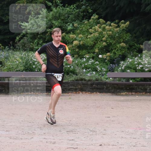 13.09.2026 - Stadtparktriathlon Emre Sener http://msf.ph/oto/10262517 13.09.2026 09:59:30 Laufen 38, 106, 115, 123, 138 meine-sportfotos.de