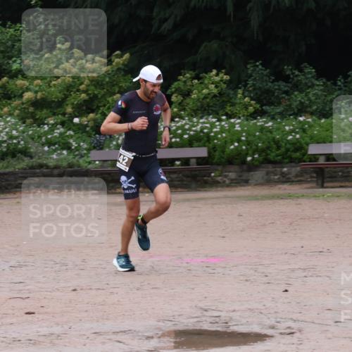 13.09.2026 - Stadtparktriathlon Emre Sener http://msf.ph/oto/10262542 13.09.2026 10:00:16 Laufen 142, 87, 105, 110, 114, 133, 142 meine-sportfotos.de