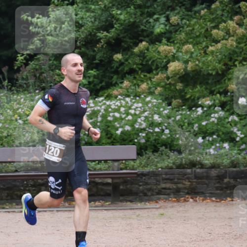 13.09.2026 - Stadtparktriathlon Emre Sener http://msf.ph/oto/10262585 13.09.2026 10:01:22 Laufen 120, 83, 117, 120, 128, 130, 153 meine-sportfotos.de