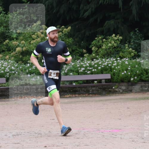 13.09.2026 - Stadtparktriathlon Emre Sener http://msf.ph/oto/10262598 13.09.2026 10:01:31 Laufen 63, 81, 83, 117, 120, 128, 130, 153 meine-sportfotos.de