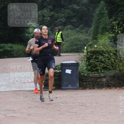 13.09.2026 - Stadtparktriathlon Emre Sener http://msf.ph/oto/10262613 13.09.2026 10:01:42 Laufen 81, 117, 130, 148, 153 meine-sportfotos.de