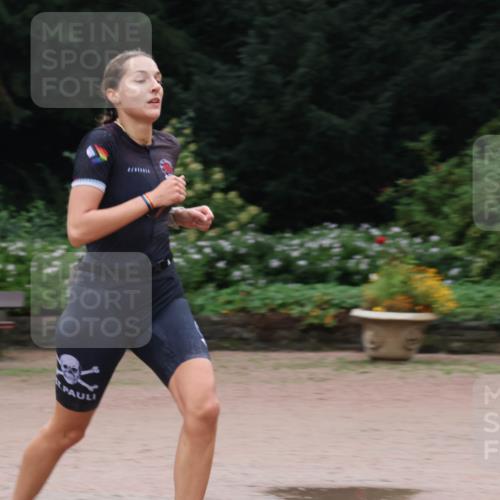 13.09.2026 - Stadtparktriathlon Emre Sener http://msf.ph/oto/10262617 13.09.2026 10:01:46 Laufen 81, 130, 148, 153 meine-sportfotos.de
