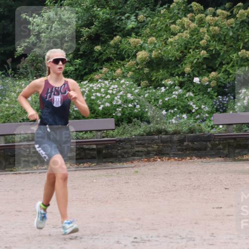 13.09.2026 - Stadtparktriathlon Emre Sener http://msf.ph/oto/10262626 13.09.2026 10:01:56 Laufen 81, 148 meine-sportfotos.de