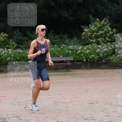 13.09.2026 - Stadtparktriathlon Emre Sener http://msf.ph/oto/10262629 13.09.2026 10:01:58 Laufen 148 meine-sportfotos.de
