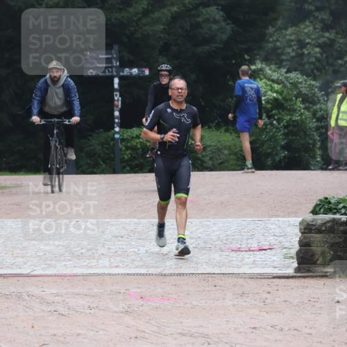 13.09.2026 - Stadtparktriathlon Emre Sener http://msf.ph/oto/10262633 13.09.2026 10:02:21 Laufen 101 meine-sportfotos.de
