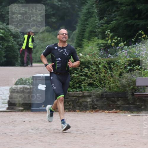 13.09.2026 - Stadtparktriathlon Emre Sener http://msf.ph/oto/10262634 13.09.2026 10:02:24 Laufen 16, 101 meine-sportfotos.de