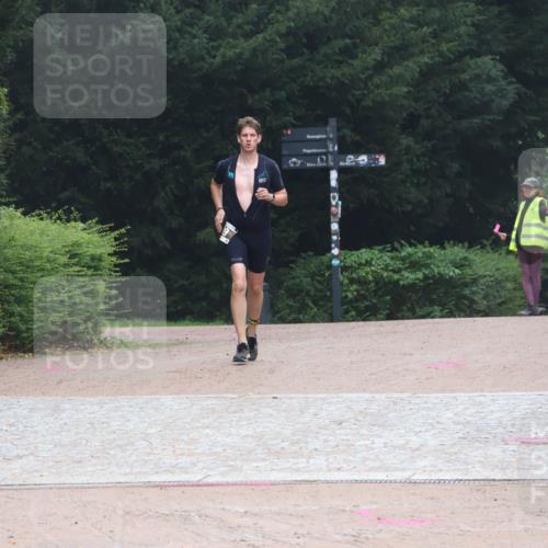 13.09.2026 - Stadtparktriathlon Emre Sener http://msf.ph/oto/10262711 13.09.2026 10:04:59 Laufen 89, 162 meine-sportfotos.de