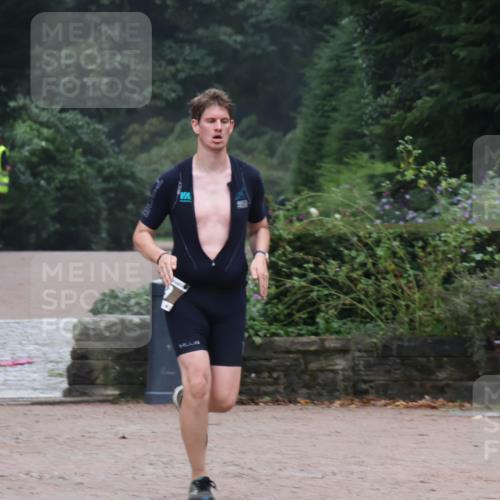 13.09.2026 - Stadtparktriathlon Emre Sener http://msf.ph/oto/10262715 13.09.2026 10:05:04 Laufen 89, 118, 162, 194 meine-sportfotos.de