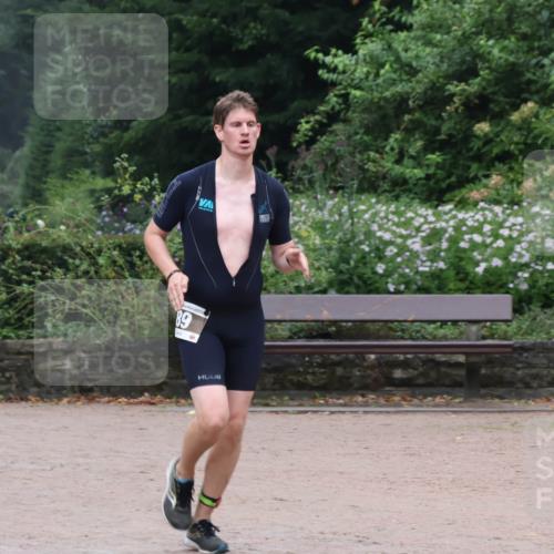 13.09.2026 - Stadtparktriathlon Emre Sener http://msf.ph/oto/10262717 13.09.2026 10:05:05 Laufen 89, 89, 118, 162, 194 meine-sportfotos.de