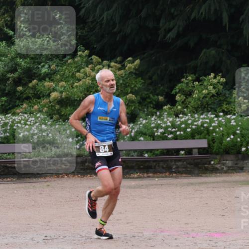 13.09.2026 - Stadtparktriathlon Emre Sener http://msf.ph/oto/10262741 13.09.2026 10:05:36 Laufen 5, 84, 84, 168, 188, 194, 197 meine-sportfotos.de