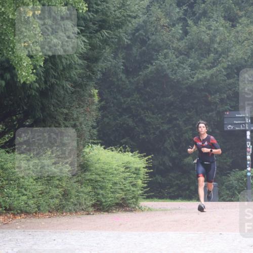 13.09.2026 - Stadtparktriathlon Emre Sener http://msf.ph/oto/10262838 13.09.2026 10:07:38 Laufen 176 meine-sportfotos.de
