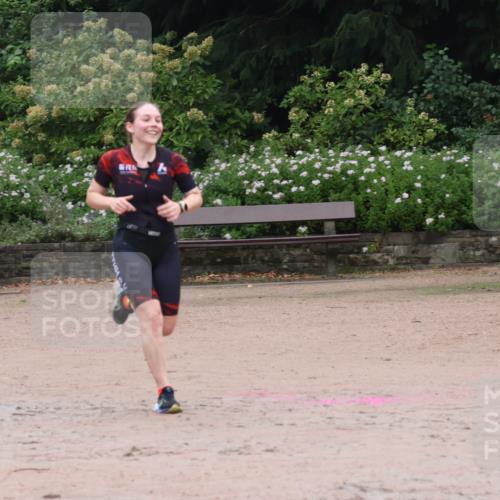 13.09.2026 - Stadtparktriathlon Emre Sener http://msf.ph/oto/10262864 13.09.2026 10:08:50 Laufen 179, 201 meine-sportfotos.de