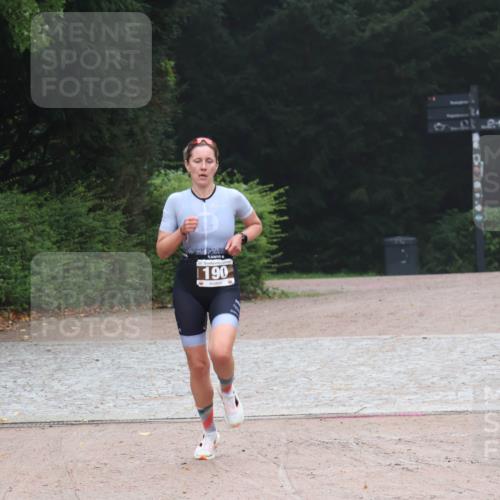 13.09.2026 - Stadtparktriathlon Emre Sener http://msf.ph/oto/10262916 13.09.2026 10:10:40 Laufen 190, 166, 190 meine-sportfotos.de