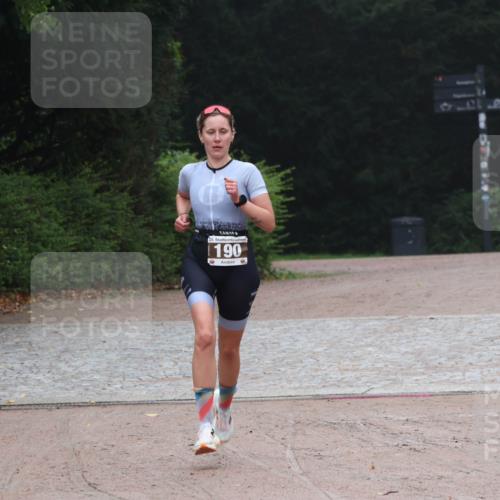 13.09.2026 - Stadtparktriathlon Emre Sener http://msf.ph/oto/10262918 13.09.2026 10:10:40 Laufen 25, 190, 166, 190 meine-sportfotos.de
