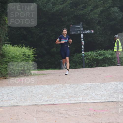13.09.2026 - Stadtparktriathlon Emre Sener http://msf.ph/oto/10262928 13.09.2026 10:11:23 Laufen 203 meine-sportfotos.de