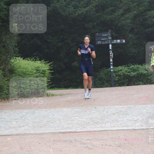 13.09.2026 - Stadtparktriathlon Emre Sener http://msf.ph/oto/10262929 13.09.2026 10:11:24 Laufen 203 meine-sportfotos.de