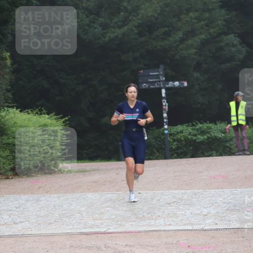 13.09.2026 - Stadtparktriathlon Emre Sener http://msf.ph/oto/10262930 13.09.2026 10:11:25 Laufen 203 meine-sportfotos.de