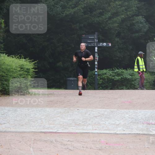 13.09.2026 - Stadtparktriathlon Emre Sener http://msf.ph/oto/10262946 13.09.2026 10:12:03 Laufen 198 meine-sportfotos.de