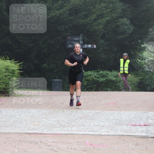 13.09.2026 - Stadtparktriathlon Emre Sener http://msf.ph/oto/10262947 13.09.2026 10:12:05 Laufen 198 meine-sportfotos.de