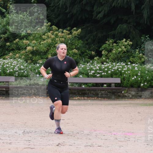 13.09.2026 - Stadtparktriathlon Emre Sener http://msf.ph/oto/10262952 13.09.2026 10:12:13 Laufen 198 meine-sportfotos.de