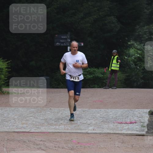13.09.2026 - Stadtparktriathlon Emre Sener http://msf.ph/oto/10263006 13.09.2026 10:15:09 Laufen 113, 23, 113, 164 meine-sportfotos.de