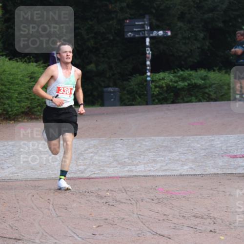 13.09.2026 - Stadtparktriathlon Emre Sener http://msf.ph/oto/10263148 13.09.2026 10:39:41 Laufen 1338, 338 meine-sportfotos.de