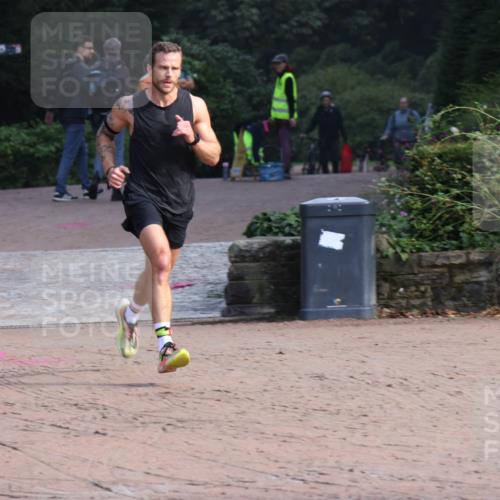 13.09.2026 - Stadtparktriathlon Emre Sener http://msf.ph/oto/10263154 13.09.2026 10:41:15 Laufen 263 meine-sportfotos.de