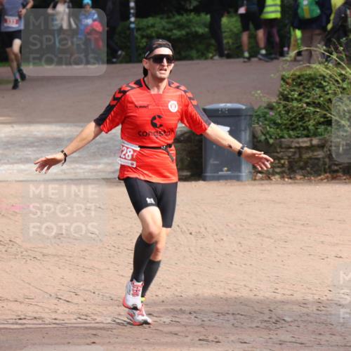 13.09.2026 - Stadtparktriathlon Emre Sener http://msf.ph/oto/10263203 13.09.2026 10:46:58 Laufen 13336, 28, 328, 333 meine-sportfotos.de