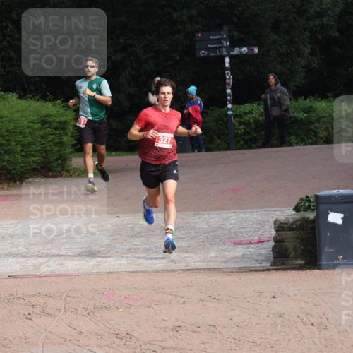 13.09.2026 - Stadtparktriathlon Emre Sener http://msf.ph/oto/10263217 13.09.2026 10:48:03 Laufen 327, 211, 212, 327 meine-sportfotos.de