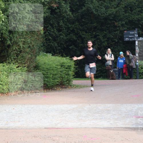 13.09.2026 - Stadtparktriathlon Emre Sener http://msf.ph/oto/10263240 13.09.2026 10:49:27 Laufen 1214, 214 meine-sportfotos.de
