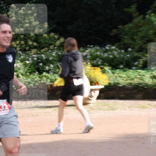 13.09.2026 - Stadtparktriathlon Emre Sener http://msf.ph/oto/10263297 13.09.2026 10:51:23 Laufen 232, 232, 339 meine-sportfotos.de