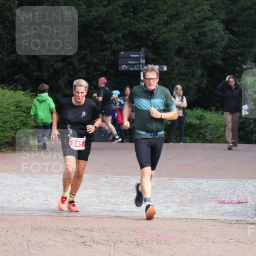 13.09.2026 - Stadtparktriathlon Emre Sener http://msf.ph/oto/10263334 13.09.2026 10:53:42 Laufen 245, 245 meine-sportfotos.de