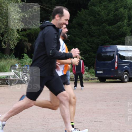 13.09.2026 - Stadtparktriathlon Emre Sener http://msf.ph/oto/10263393 13.09.2026 10:56:21 Laufen 264, 293, 301 meine-sportfotos.de
