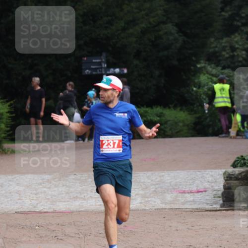 13.09.2026 - Stadtparktriathlon Emre Sener http://msf.ph/oto/10263427 13.09.2026 10:58:37 Laufen 25, 237, 210, 237 meine-sportfotos.de