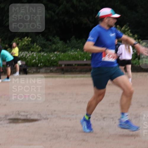 13.09.2026 - Stadtparktriathlon Emre Sener http://msf.ph/oto/10263432 13.09.2026 10:58:40 Laufen 210, 237, 238 meine-sportfotos.de