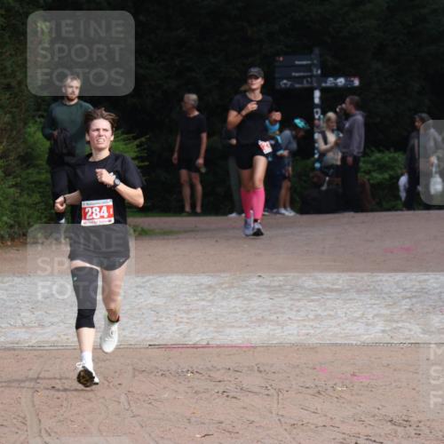 13.09.2026 - Stadtparktriathlon Emre Sener http://msf.ph/oto/10263462 13.09.2026 10:59:24 Laufen 284, 20, 219, 284 meine-sportfotos.de