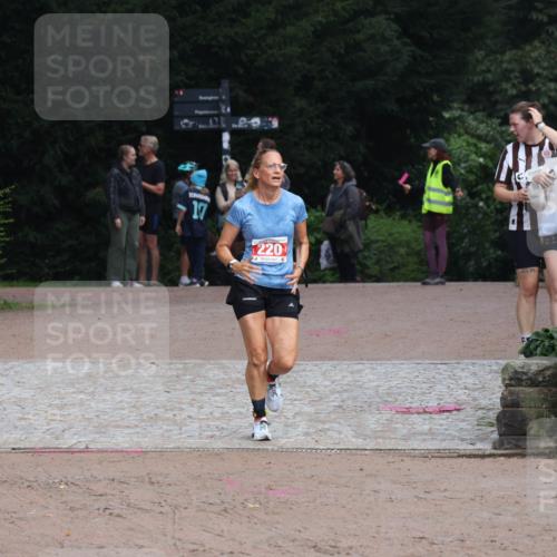 13.09.2026 - Stadtparktriathlon Emre Sener http://msf.ph/oto/10263479 13.09.2026 10:59:47 Laufen 17, 220, 219, 220, 227 meine-sportfotos.de