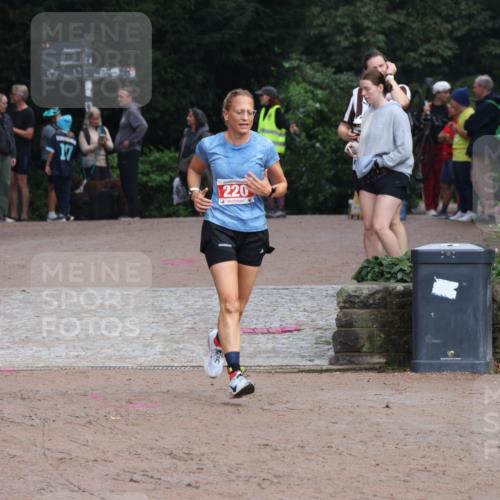 13.09.2026 - Stadtparktriathlon Emre Sener http://msf.ph/oto/10263480 13.09.2026 10:59:48 Laufen 17, 220, 219, 220, 227 meine-sportfotos.de