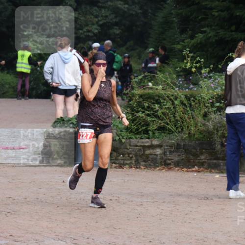 13.09.2026 - Stadtparktriathlon Emre Sener http://msf.ph/oto/10263490 13.09.2026 11:00:02 Laufen 227, 242, 220, 227, 317 meine-sportfotos.de