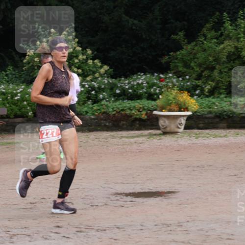 13.09.2026 - Stadtparktriathlon Emre Sener http://msf.ph/oto/10263493 13.09.2026 11:00:06 Laufen 227, 220, 227, 317 meine-sportfotos.de