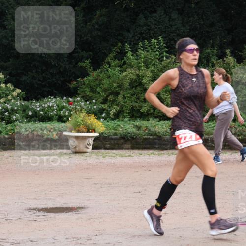 13.09.2026 - Stadtparktriathlon Emre Sener http://msf.ph/oto/10263496 13.09.2026 11:00:07 Laufen 1, 227, 220, 227, 317 meine-sportfotos.de