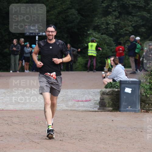 13.09.2026 - Stadtparktriathlon Emre Sener http://msf.ph/oto/10263499 13.09.2026 11:00:16 Laufen 227, 317 meine-sportfotos.de