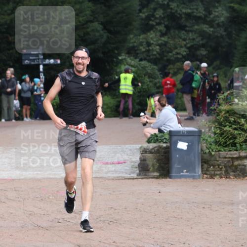 13.09.2026 - Stadtparktriathlon Emre Sener http://msf.ph/oto/10263501 13.09.2026 11:00:17 Laufen 227, 317 meine-sportfotos.de